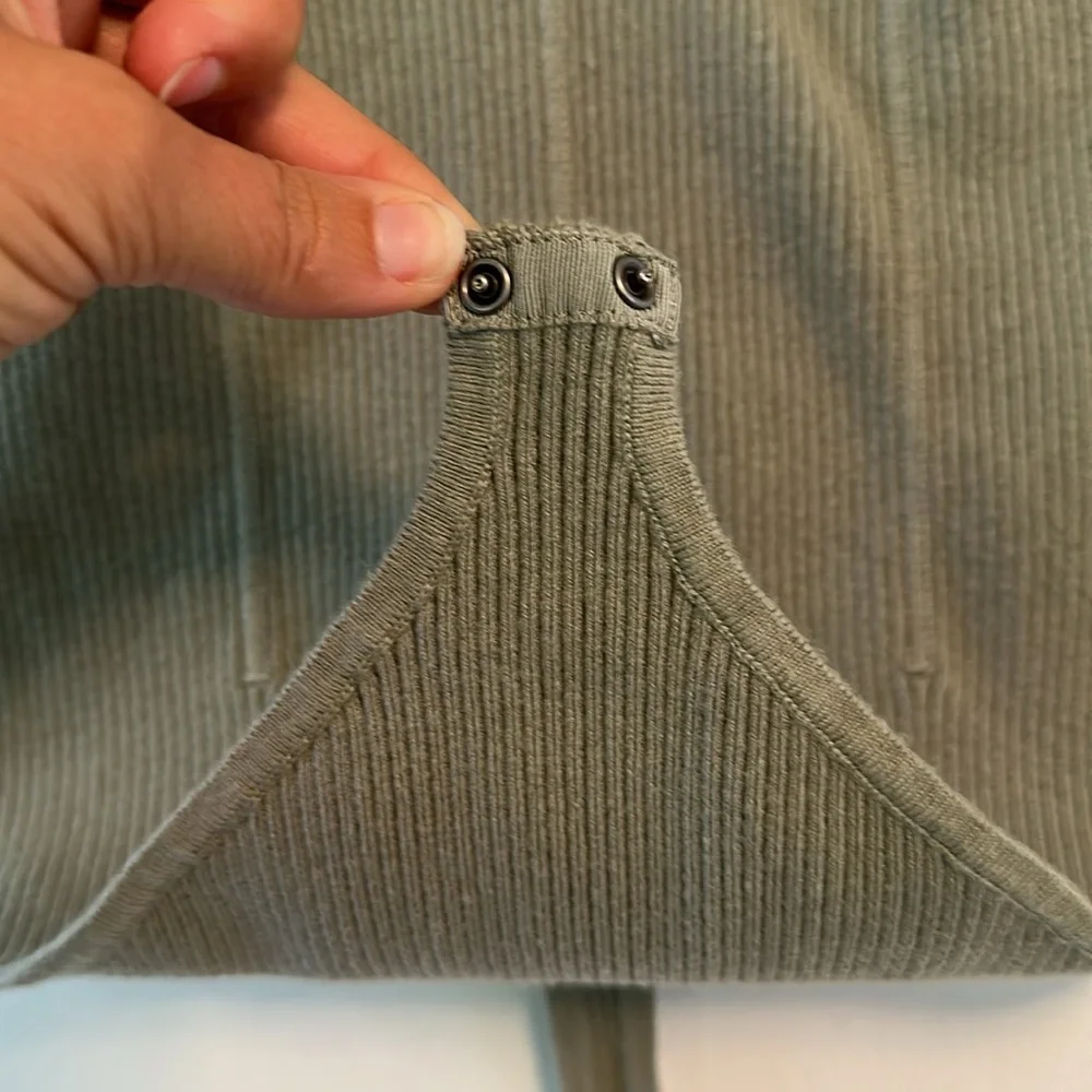 Abercrombie & Fitch Short Sleeve corset inspired Knit Bodysuit - Picture 6 of 10